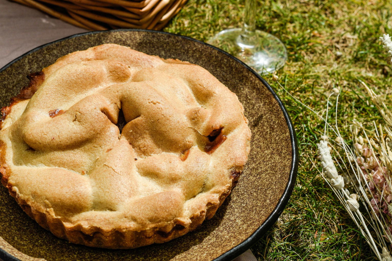 Recipe The Hummingbird Bakery's Apple Pie Recipes