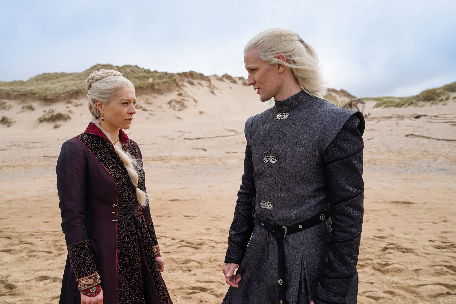 Emma D’Arcy as Princess Rhaenyra Targaryen, Matt Smith as Prince Daemon Targaryen