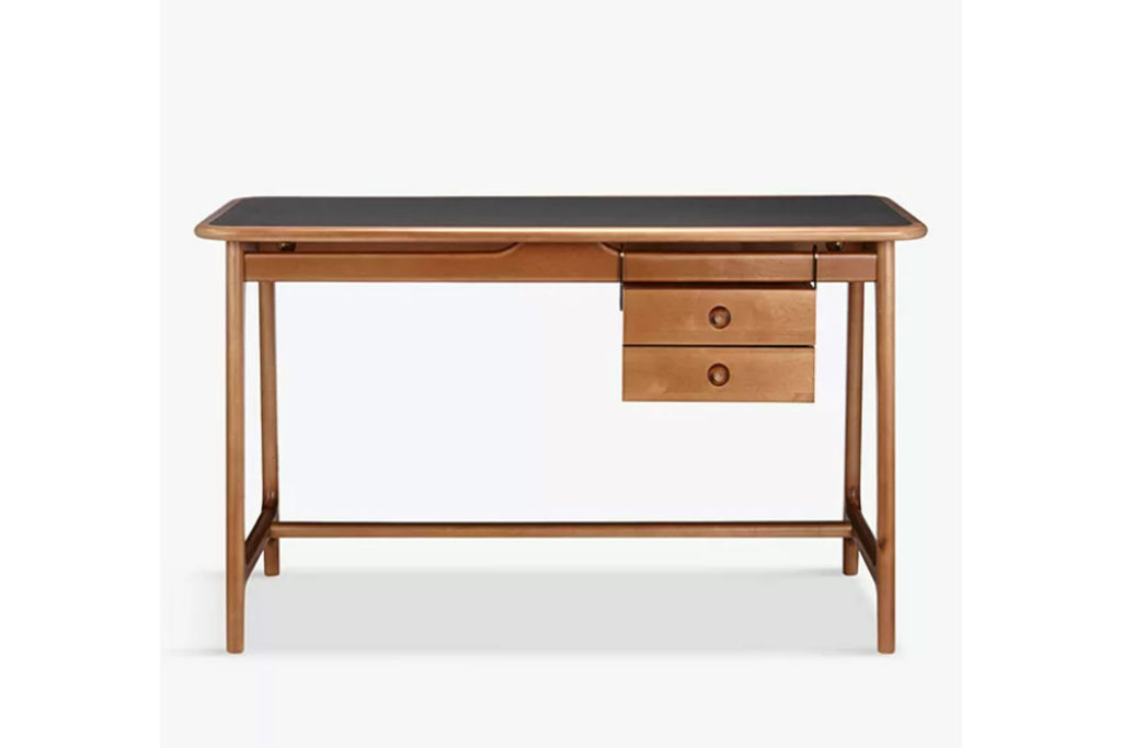 The Chicest Home Office Desks for Autumn 2022 Interiors