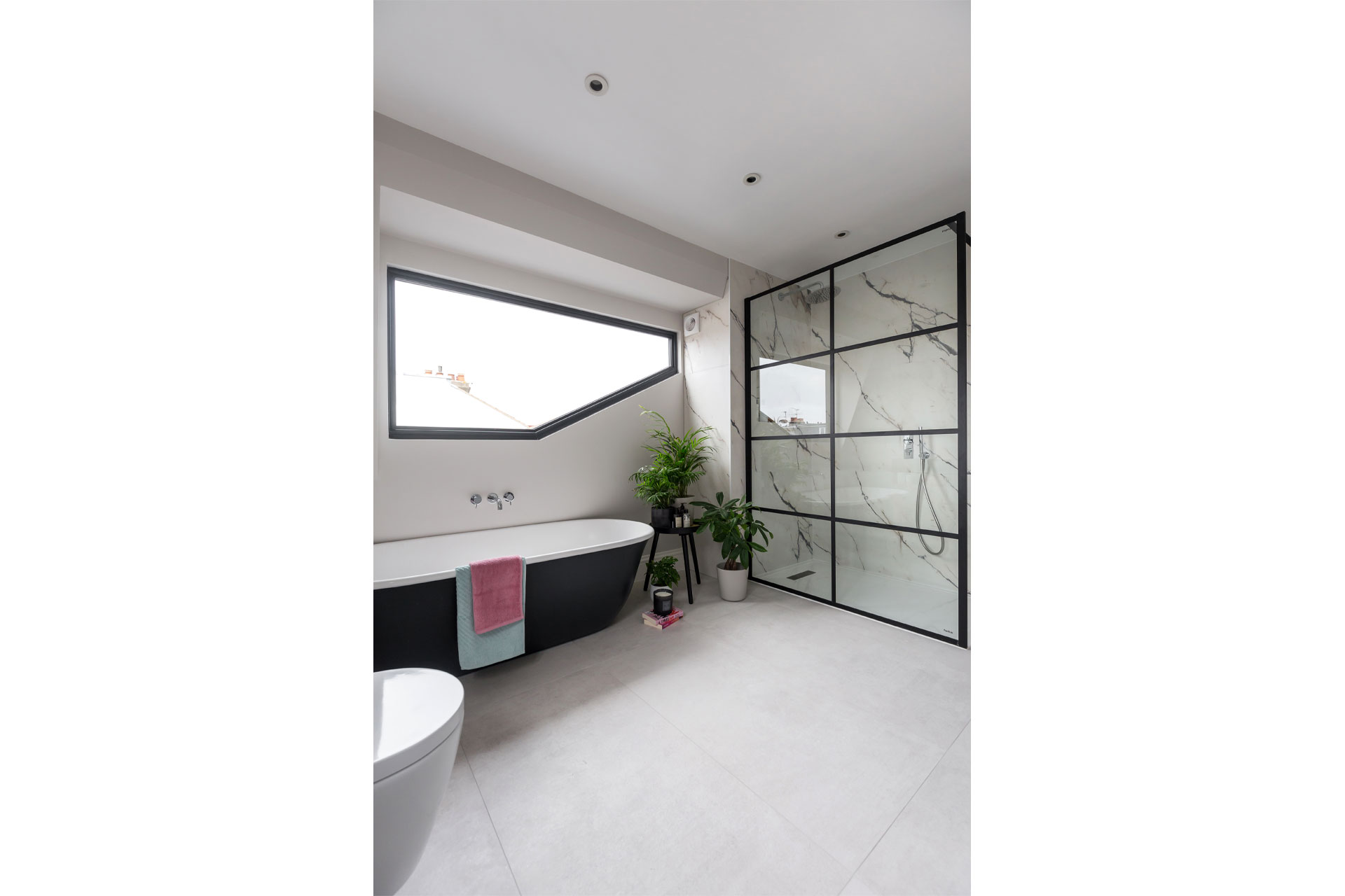 Bathroom by BC Designs