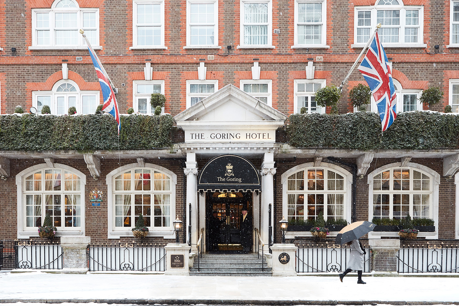 the goring hotel in the snow