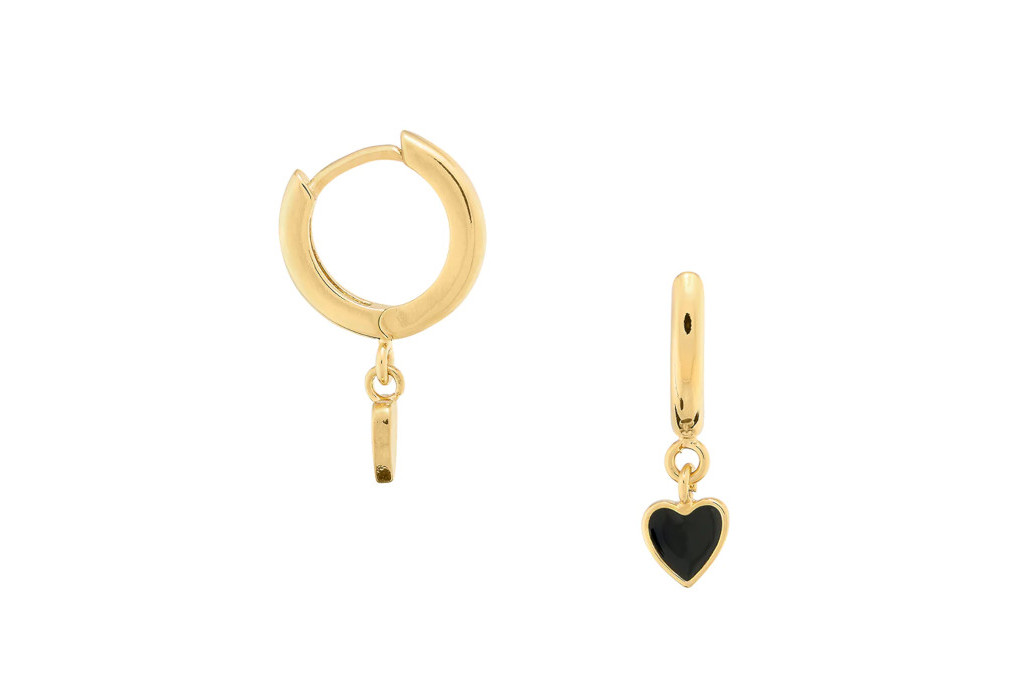 Black heart earrings