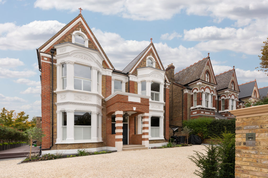 Castelnau Barnes