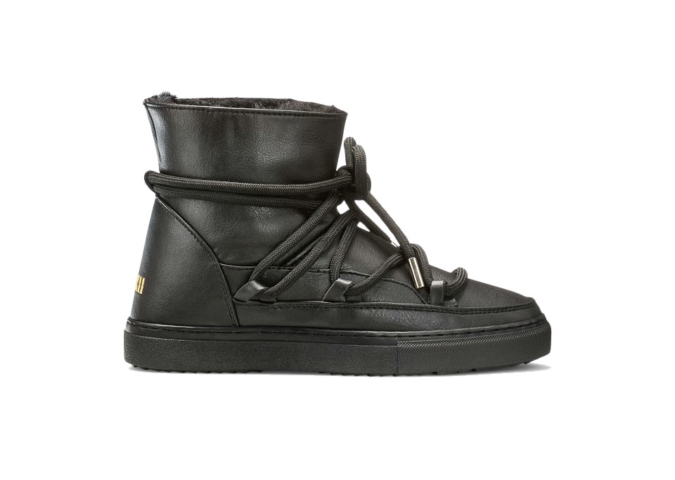 Black boot