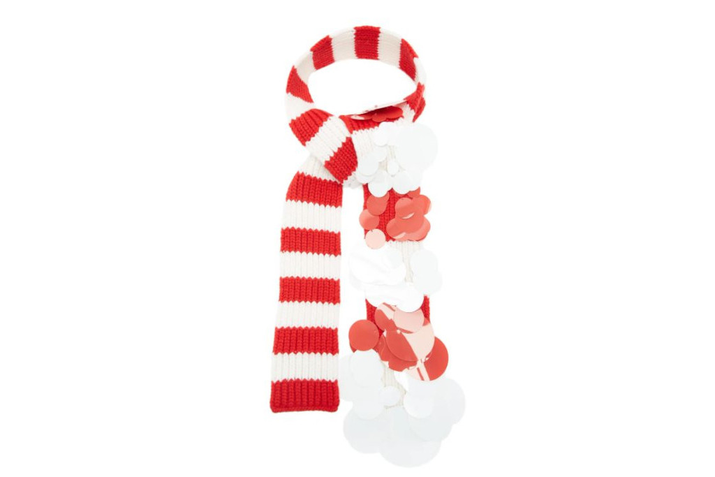 Red and white stripe scarf
