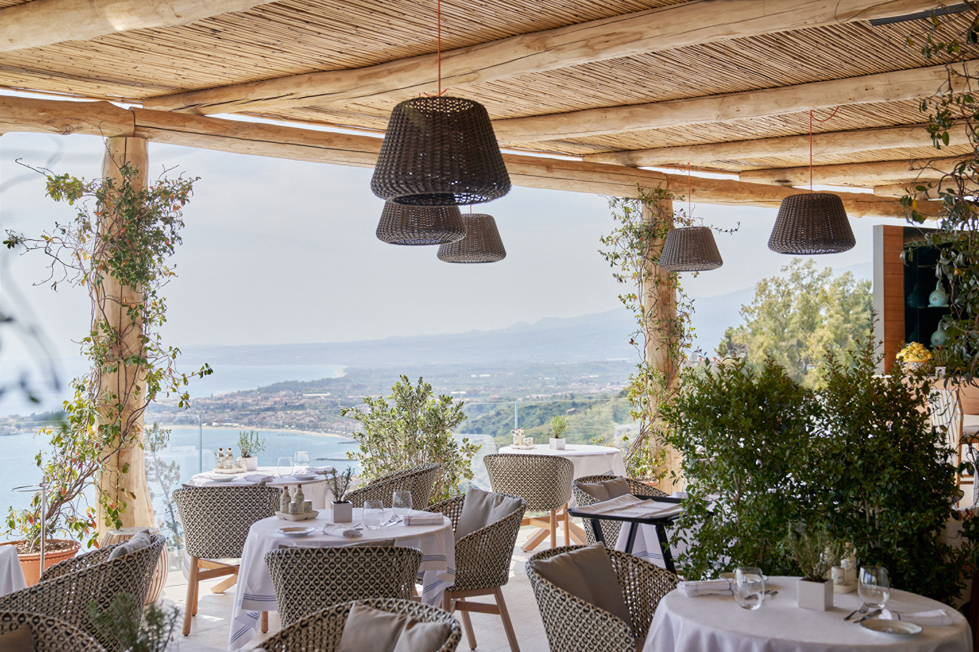 a restaurant overlooking the sea