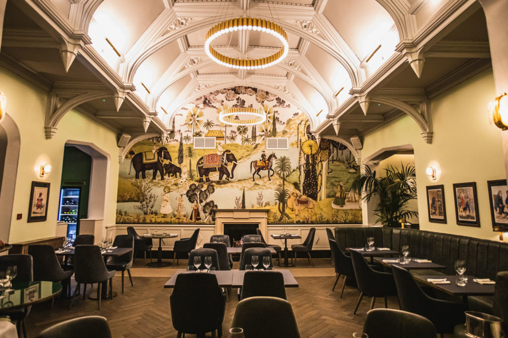 Foxhills dining room