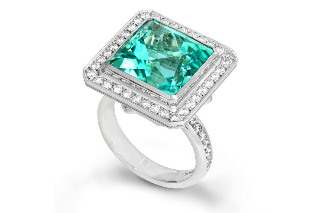 Silver ring with tourmaline stone