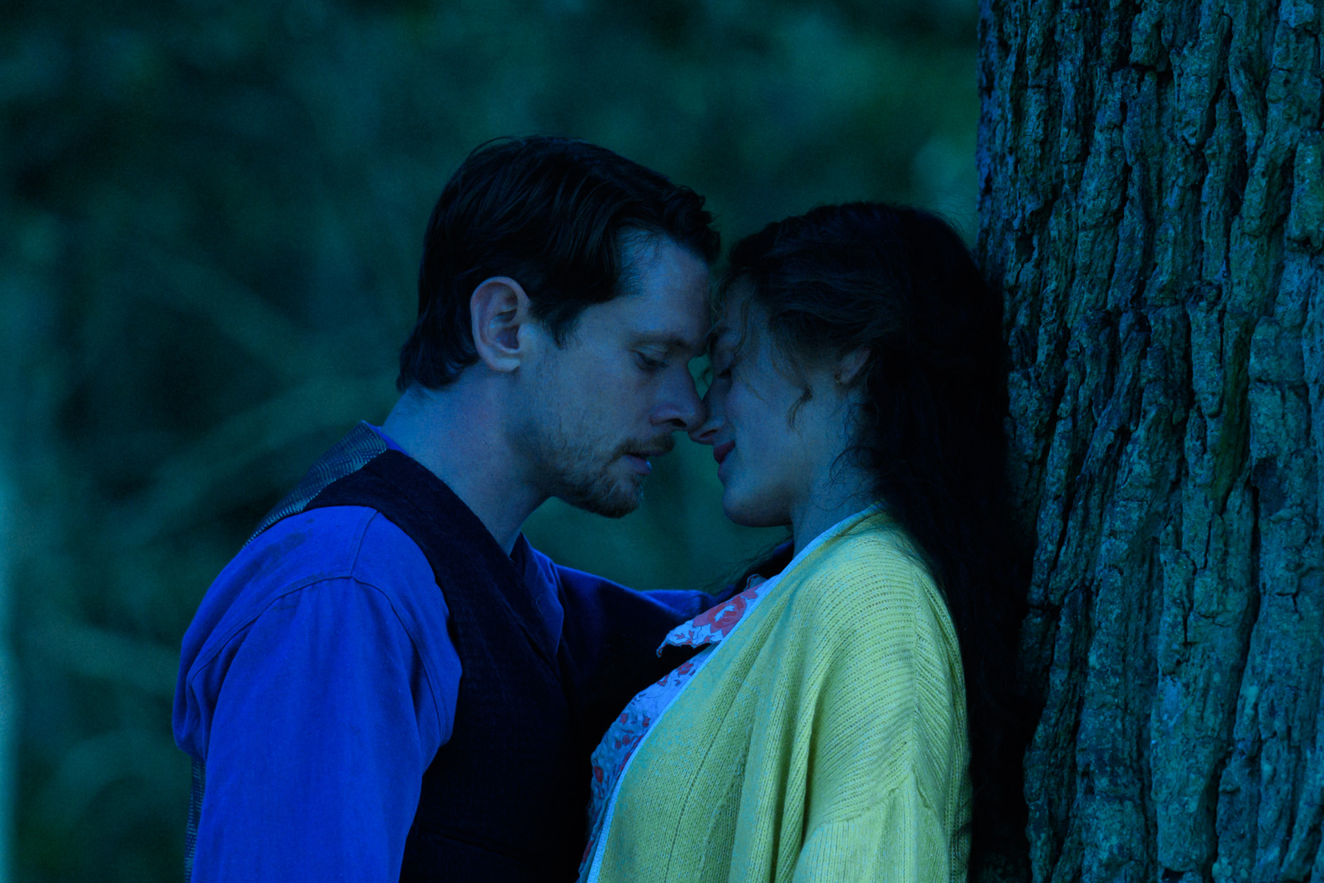 Jack O'Connell and Emma Corrin in Lady Chatterley's Lover