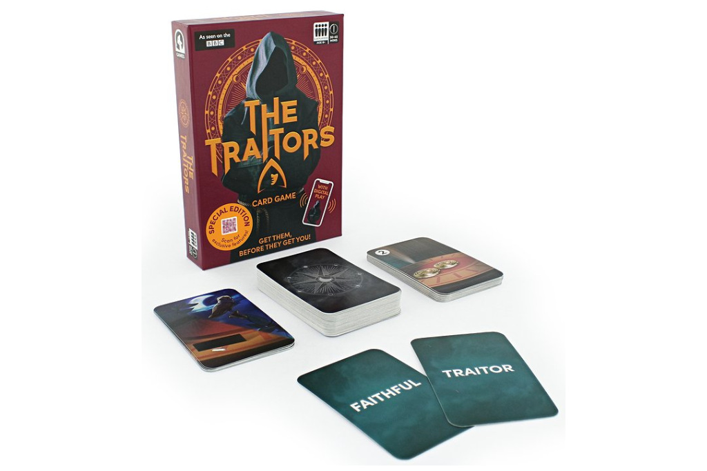 The traitors card game