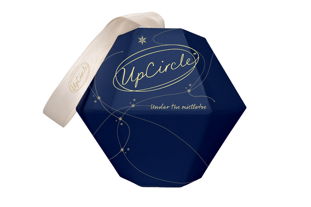 Blue bauble-shaped box