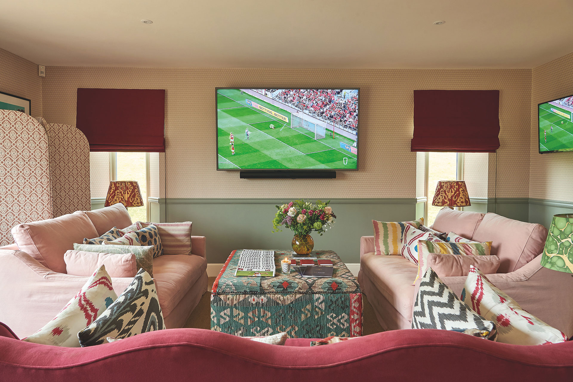 The Fitzdares Club: Fine Dining and Live Sporting Events in a Luxury Setting