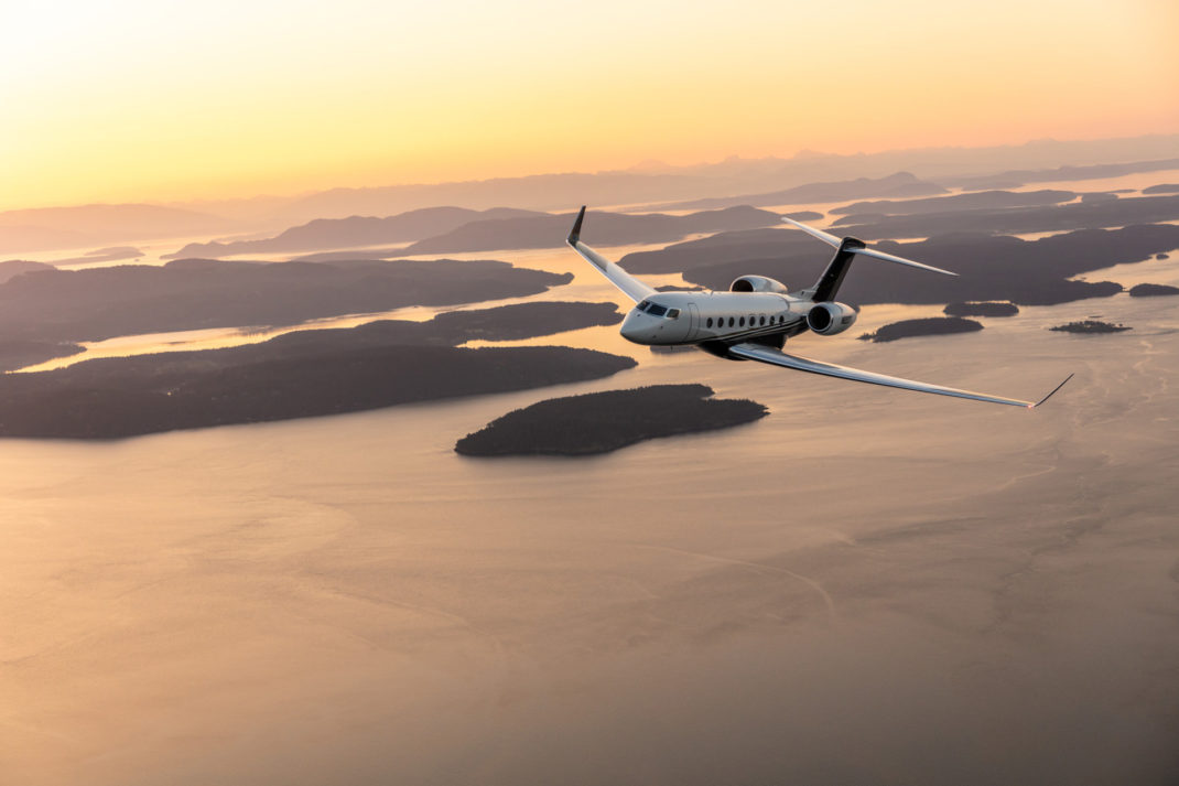 Flexjet Gulfstream G650 at sunset