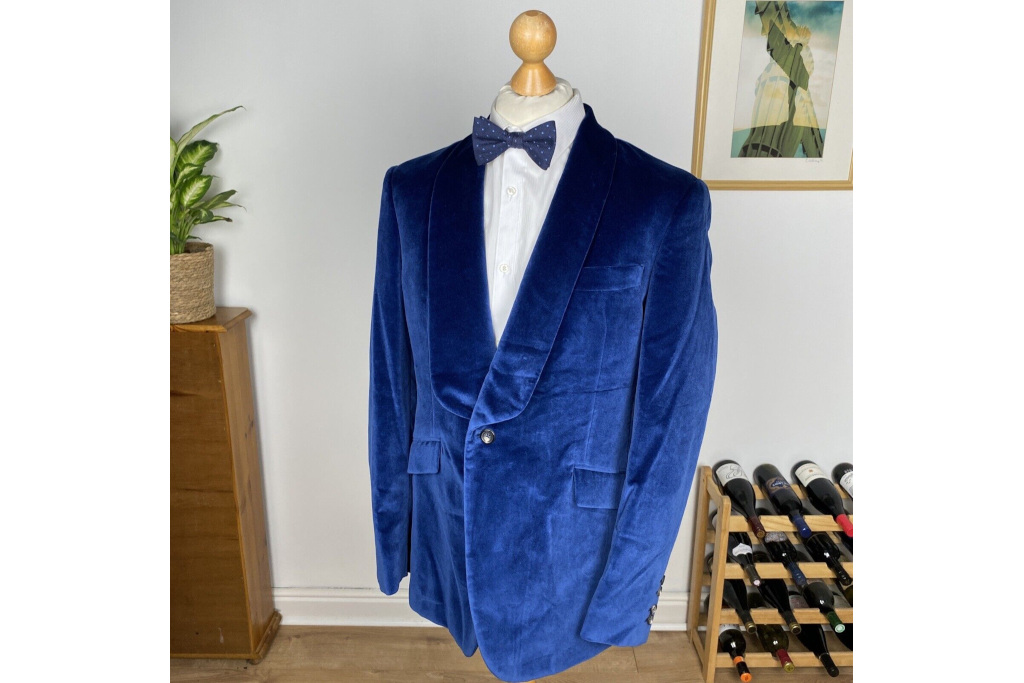 Navy smoking jacket on mannequin