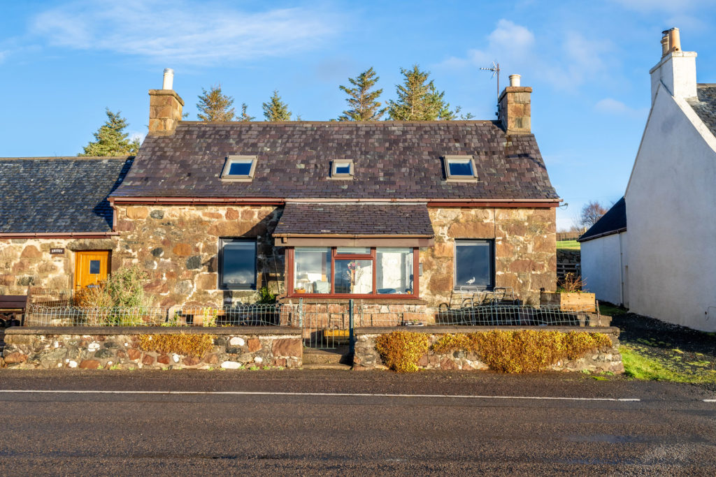 Primrose Cottage, Achnasheen, Highland