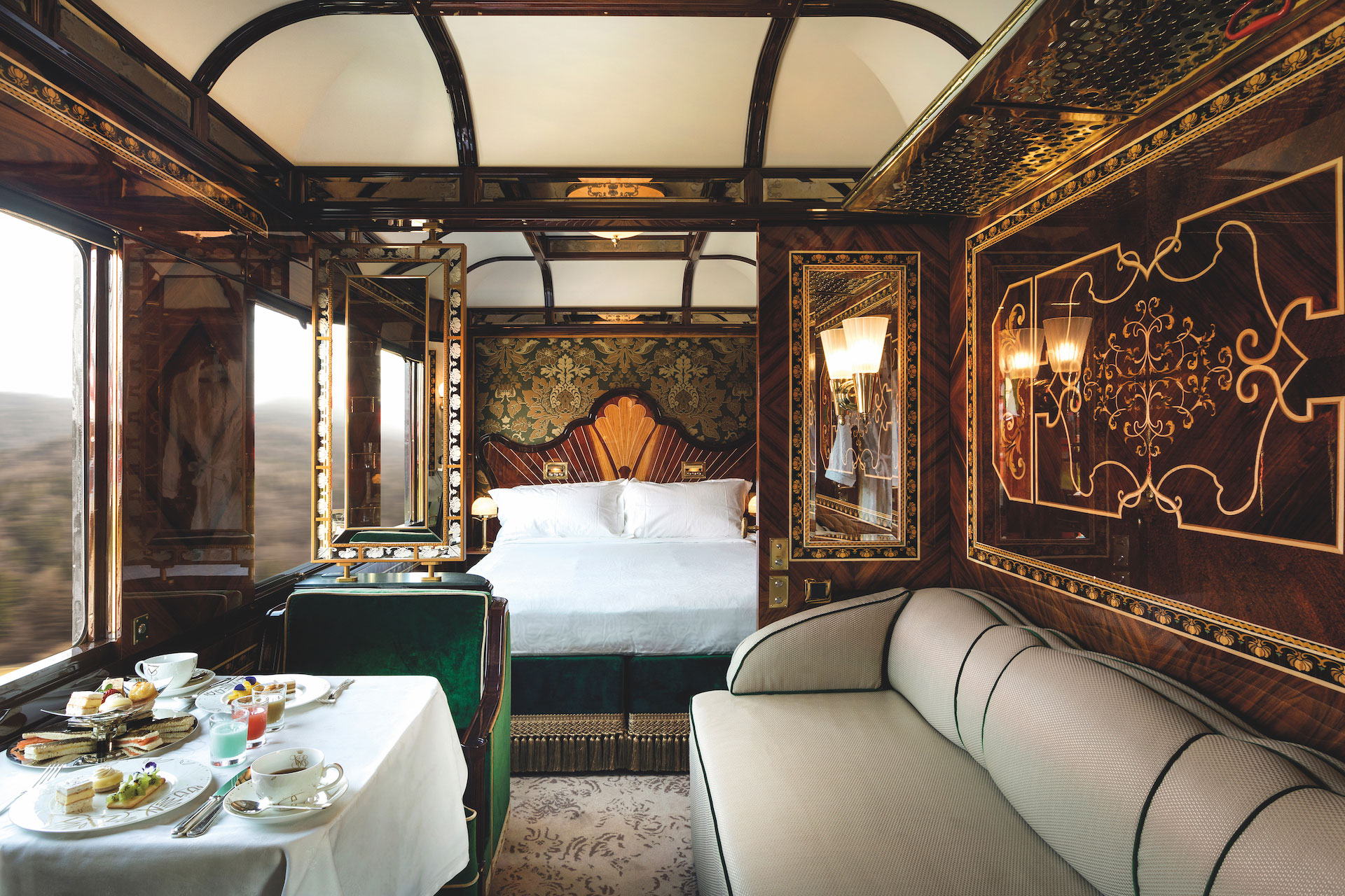 Venice Simplon-Orient-Express bedroom