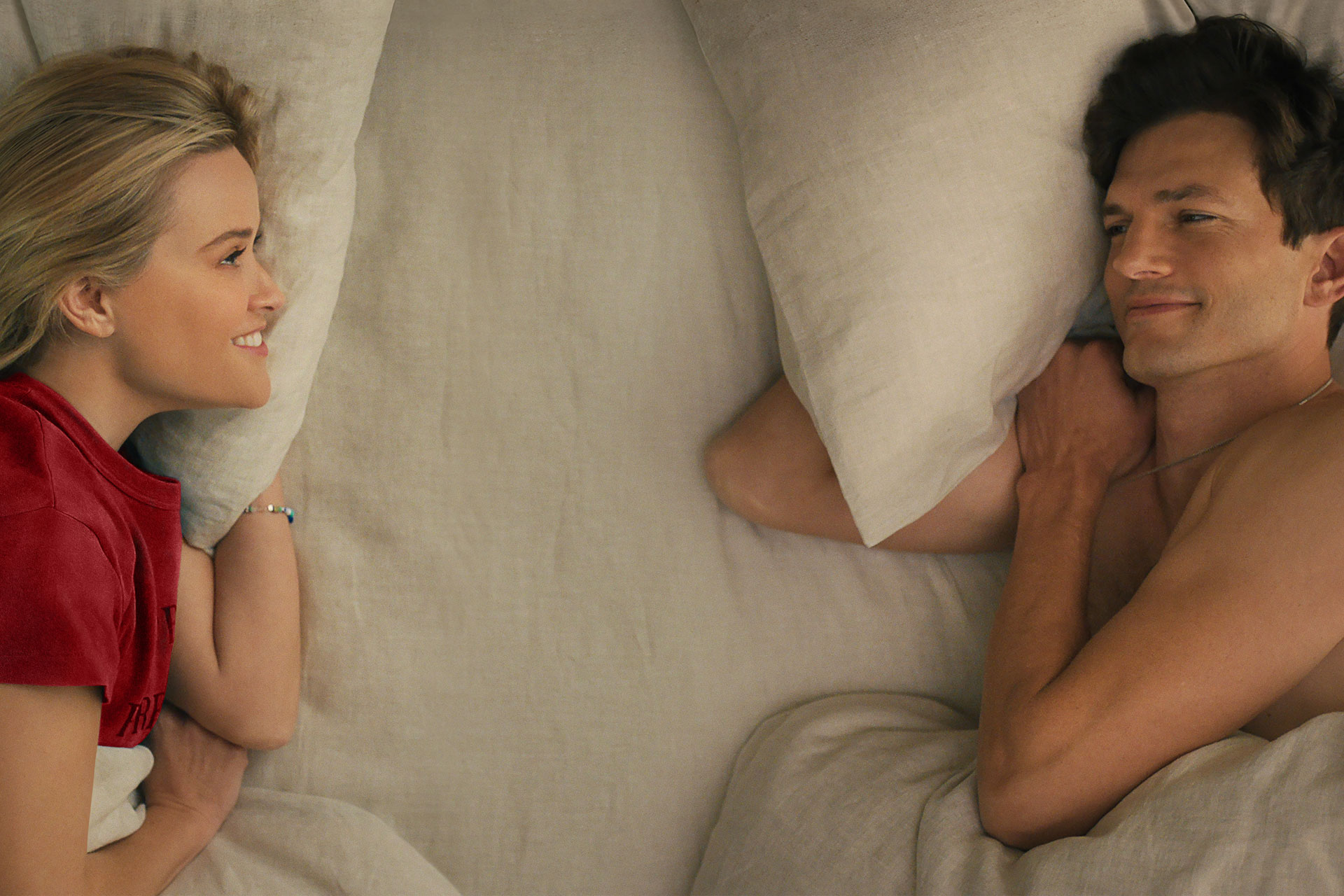 Reese Witherspoon and Ashton Kutcher in Your Place Or Mine