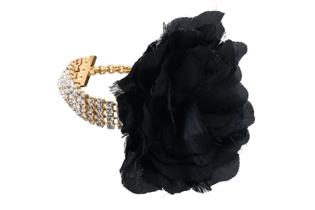 Black flower choker