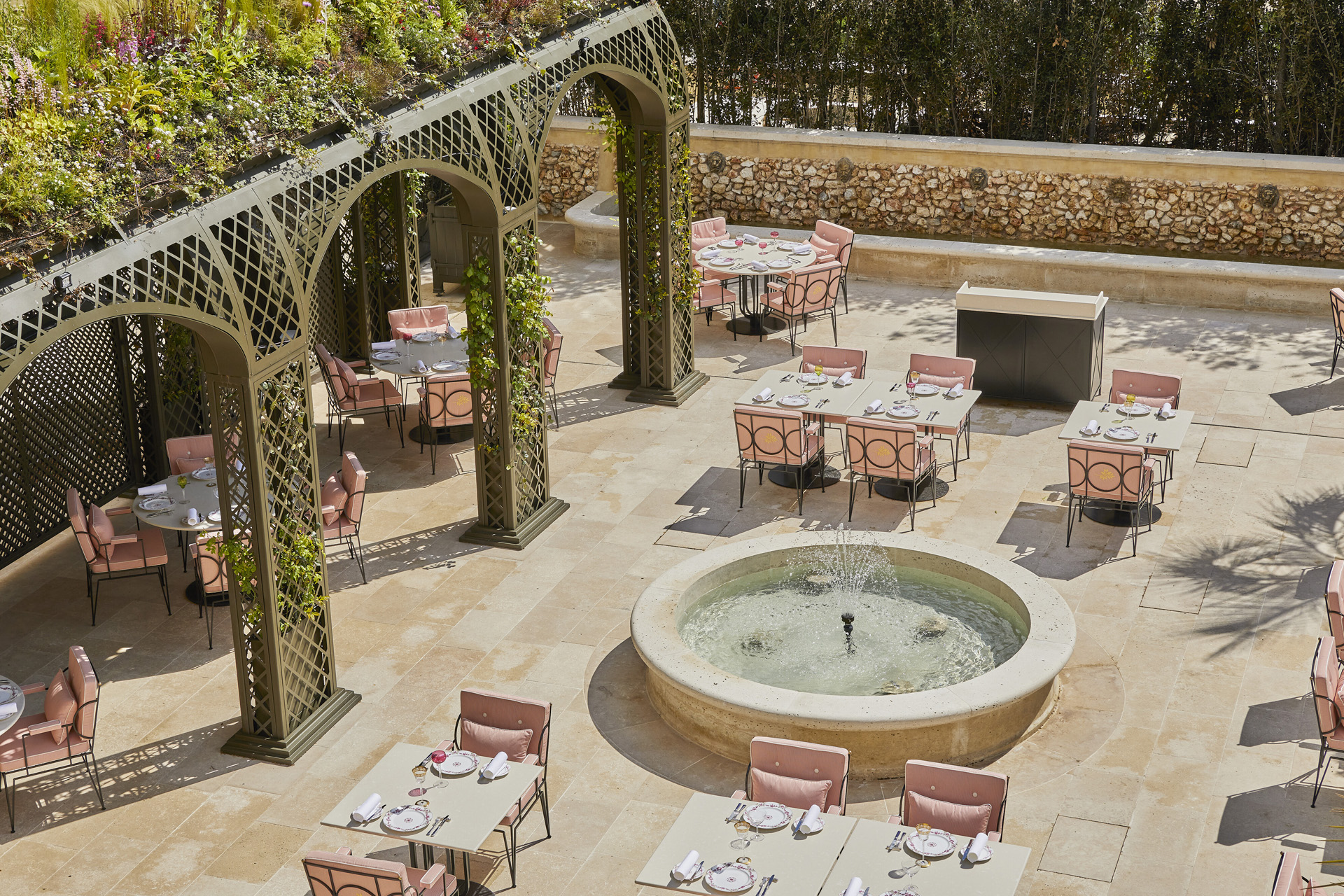 The restaurant terrace at Airelles Château de Versailles, Le Grand Contrôle