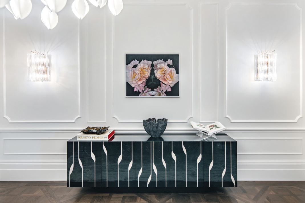 A drink's cabinet designed by Davidson