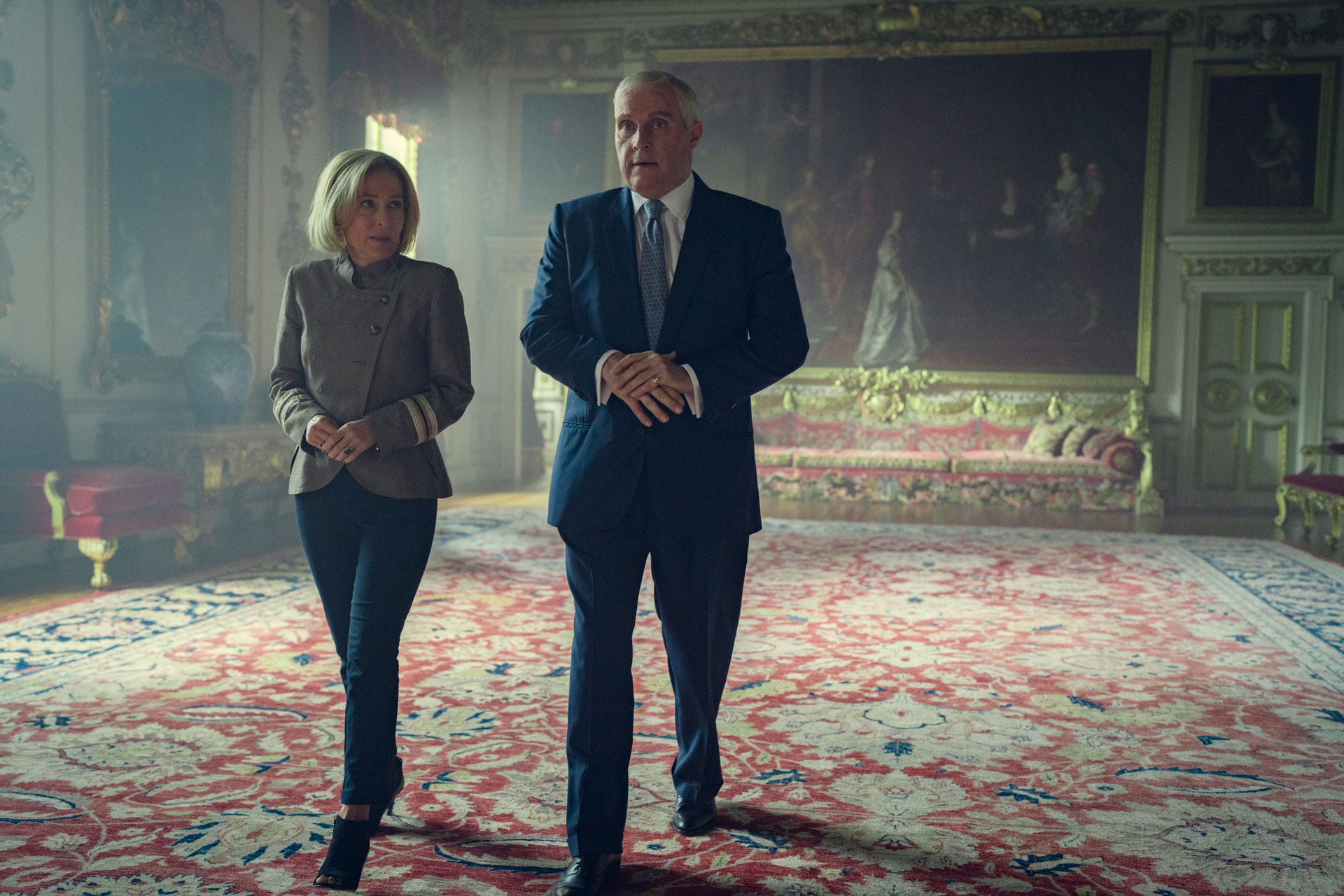 Gillian Anderson and Rufus Sewell in 'Scoop'