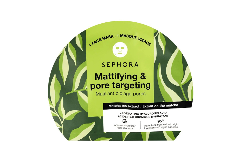 Green face mask packet