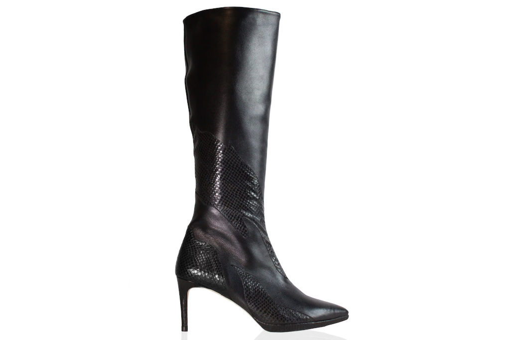 Black heeled boot