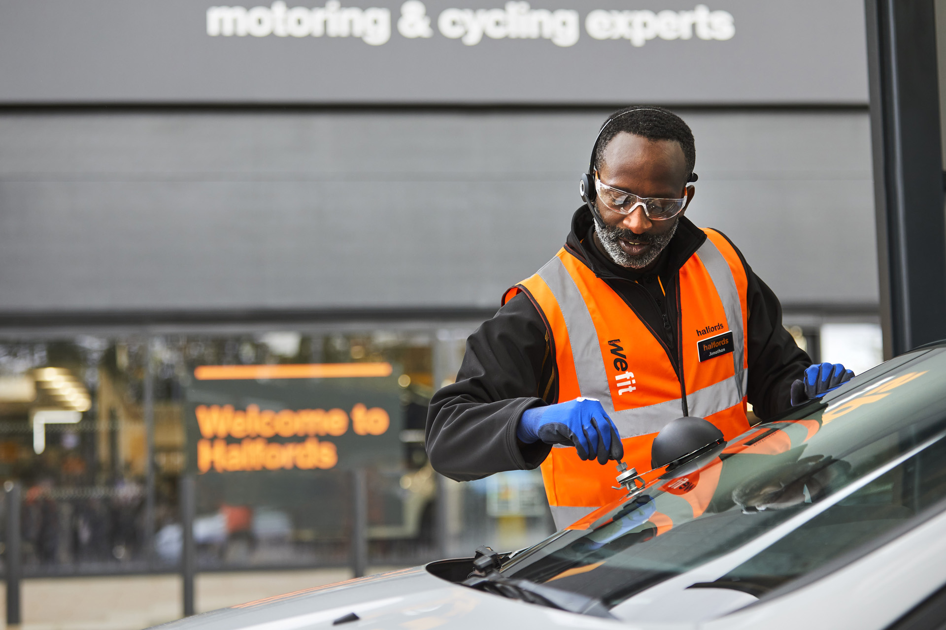 Halfords retrofitting a car