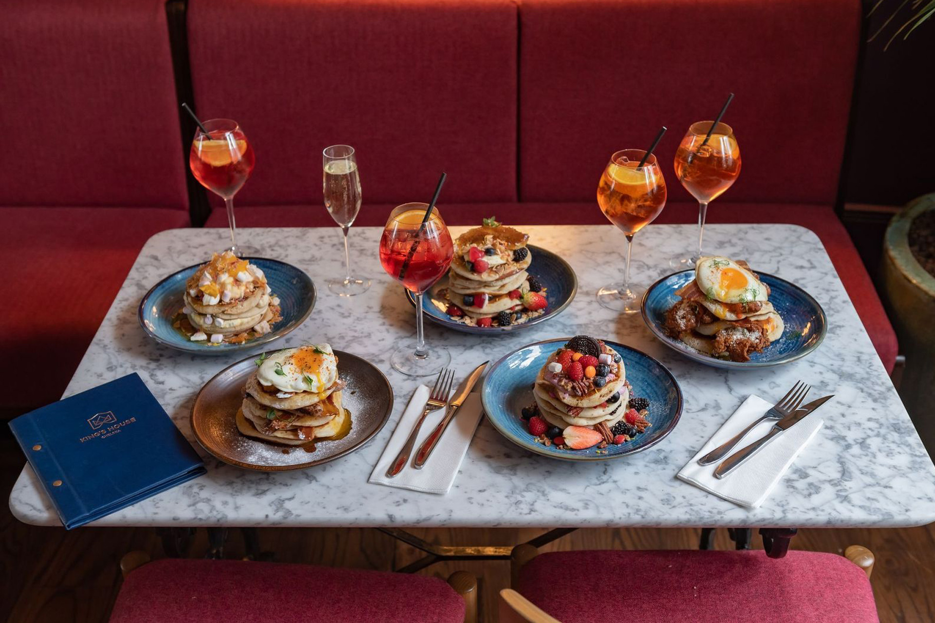 Bottomless brunch at The King's House in Chelsea