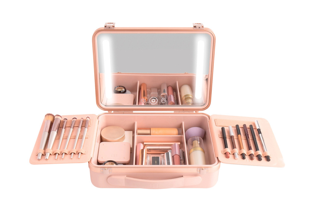Pink beauty case