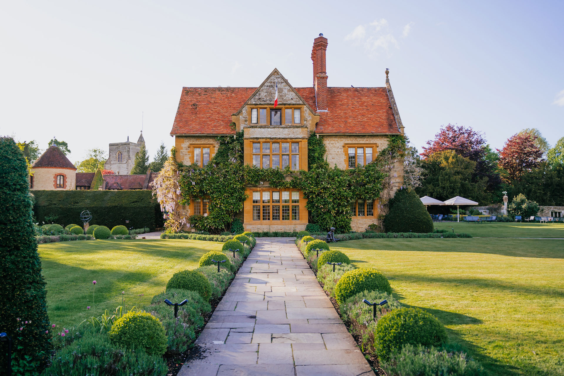 The exterior of Le Manoir aux Quat'Saisons