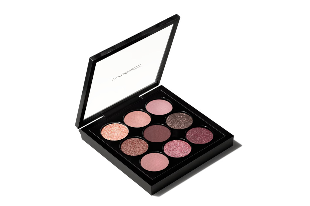 Black eyeshadow compact