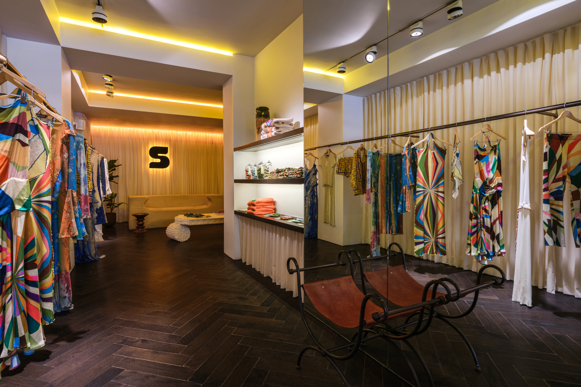 Clothing pop-up store