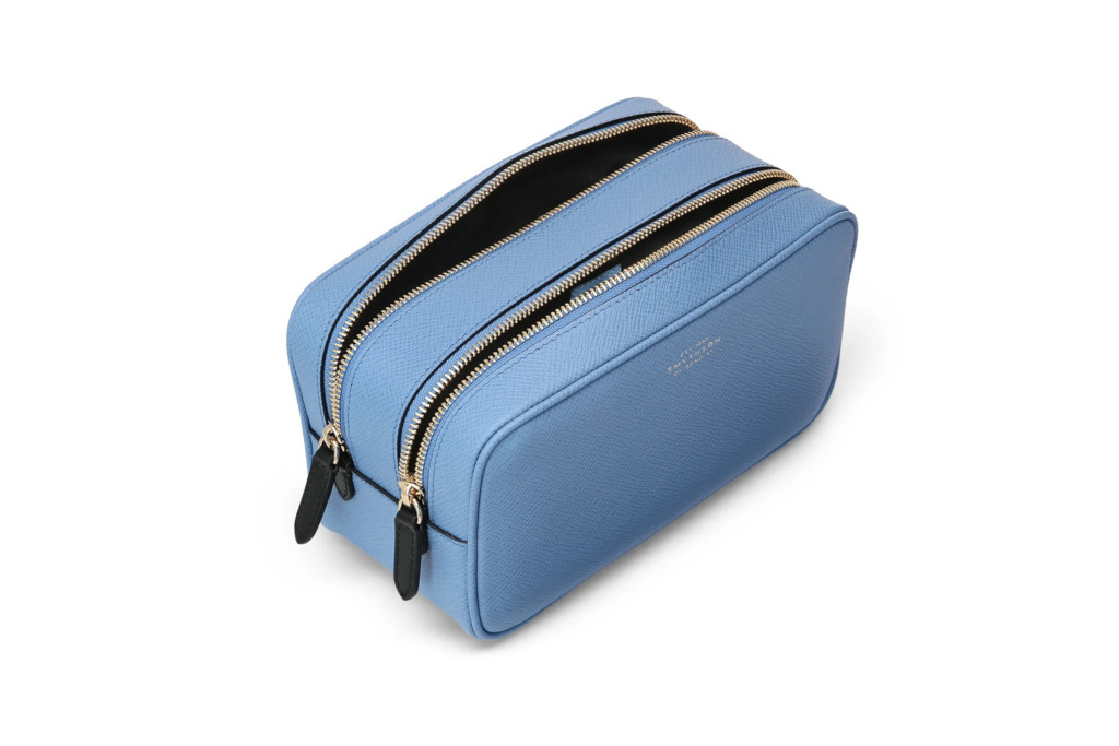 Blue washbag