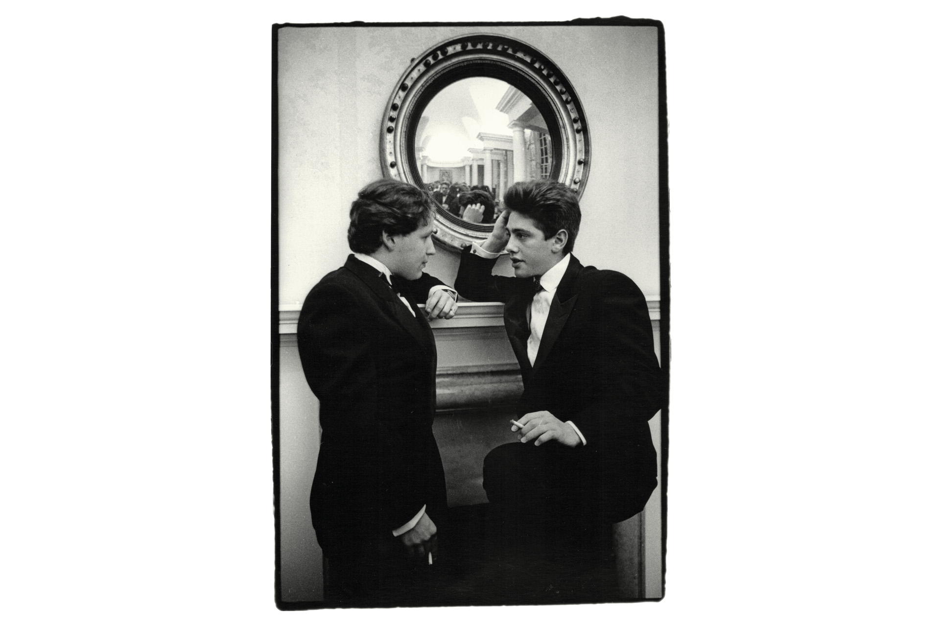 hon Edward Vaizey and Johnny Paisner. Virago's reception. Lady Margaret Hall. Oxford. 1988
