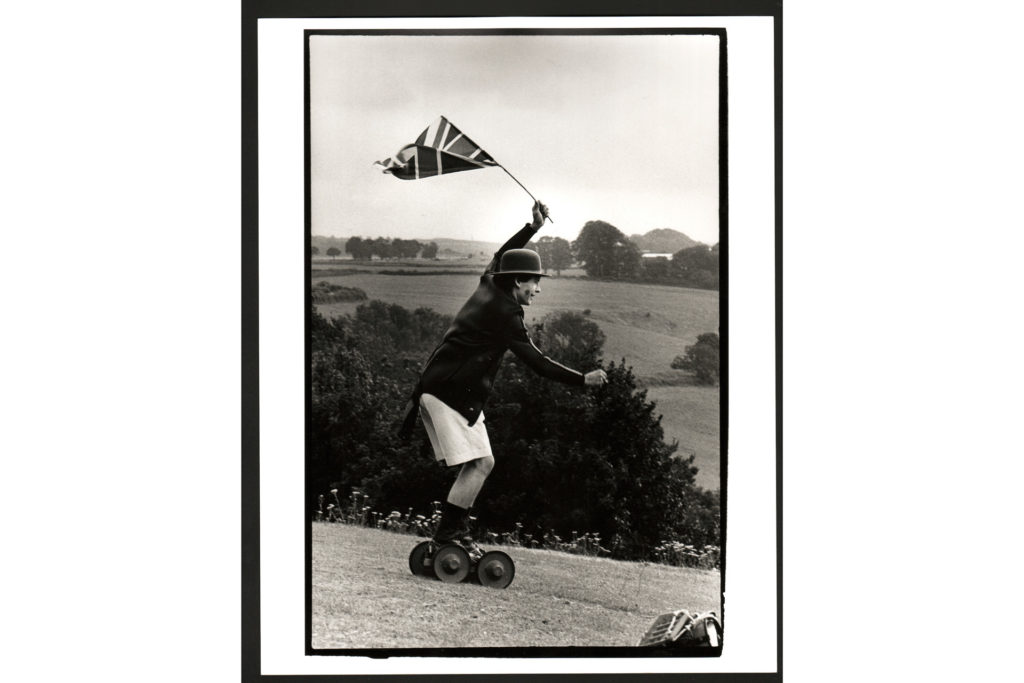 Crispin Balfour, Dangerous Sports Club tea party, Dutch Ambassador House. Gloucestershire. 1981 FROM: OXFORD THE LAST HURRAH PUBLISHED BY ACC ARTPRESS © DAFYDD JONES