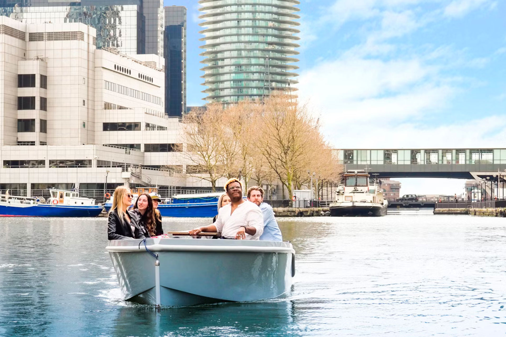 Rent a boat in the Canary Wharf docklands