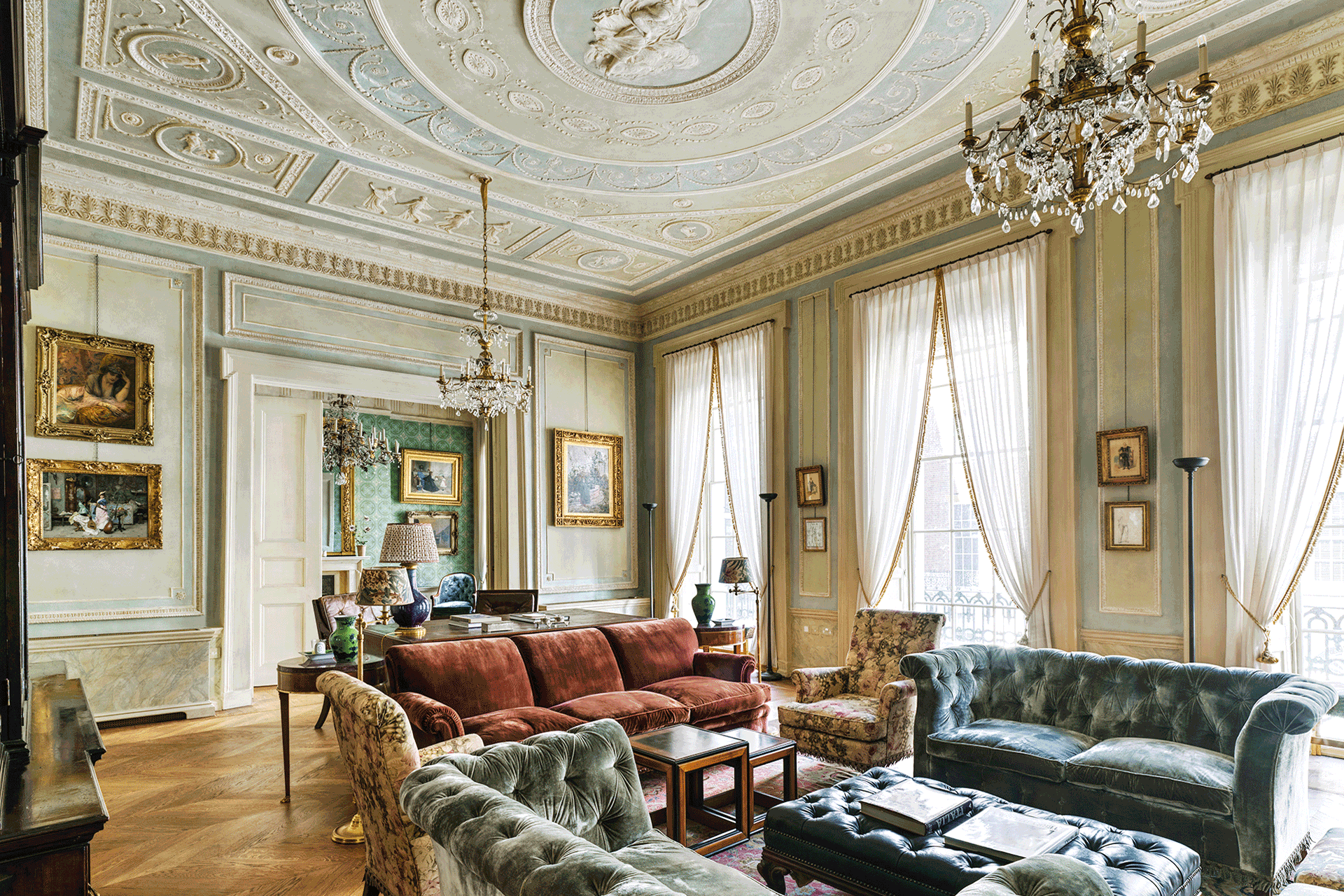 Interior of an apartment on Fitzhardinge Street, Marylebone.