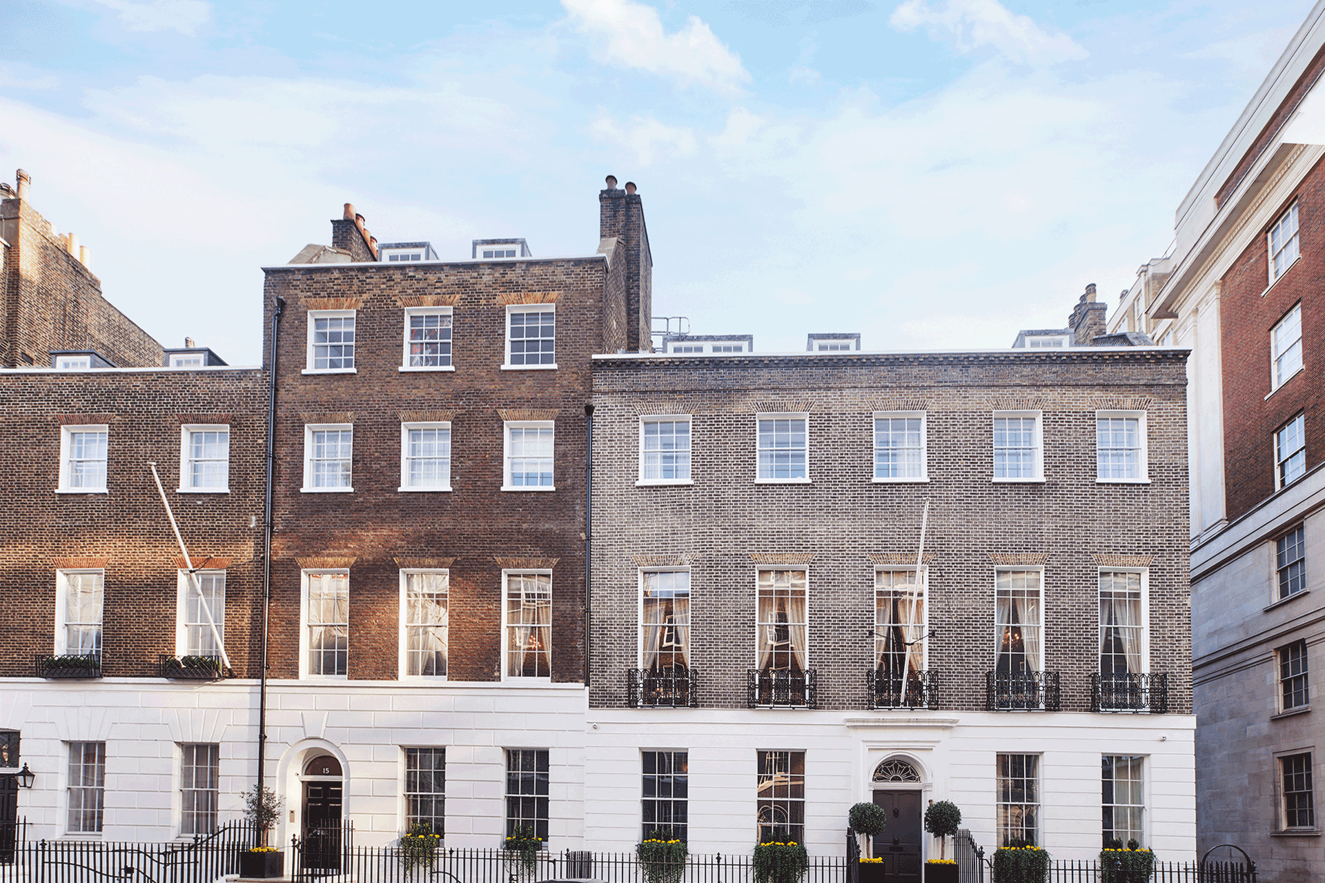 Exterior of apartment on Fitzhardinge Street, Marylebone.