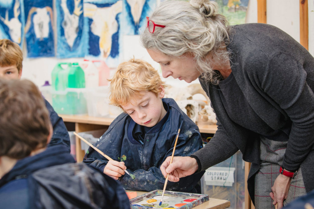 Art class at Belhaven Hill School