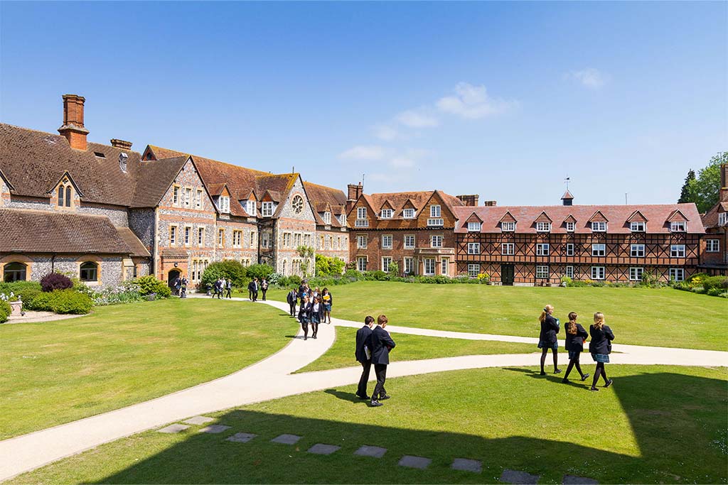 Bradfield and St Andrew's merge