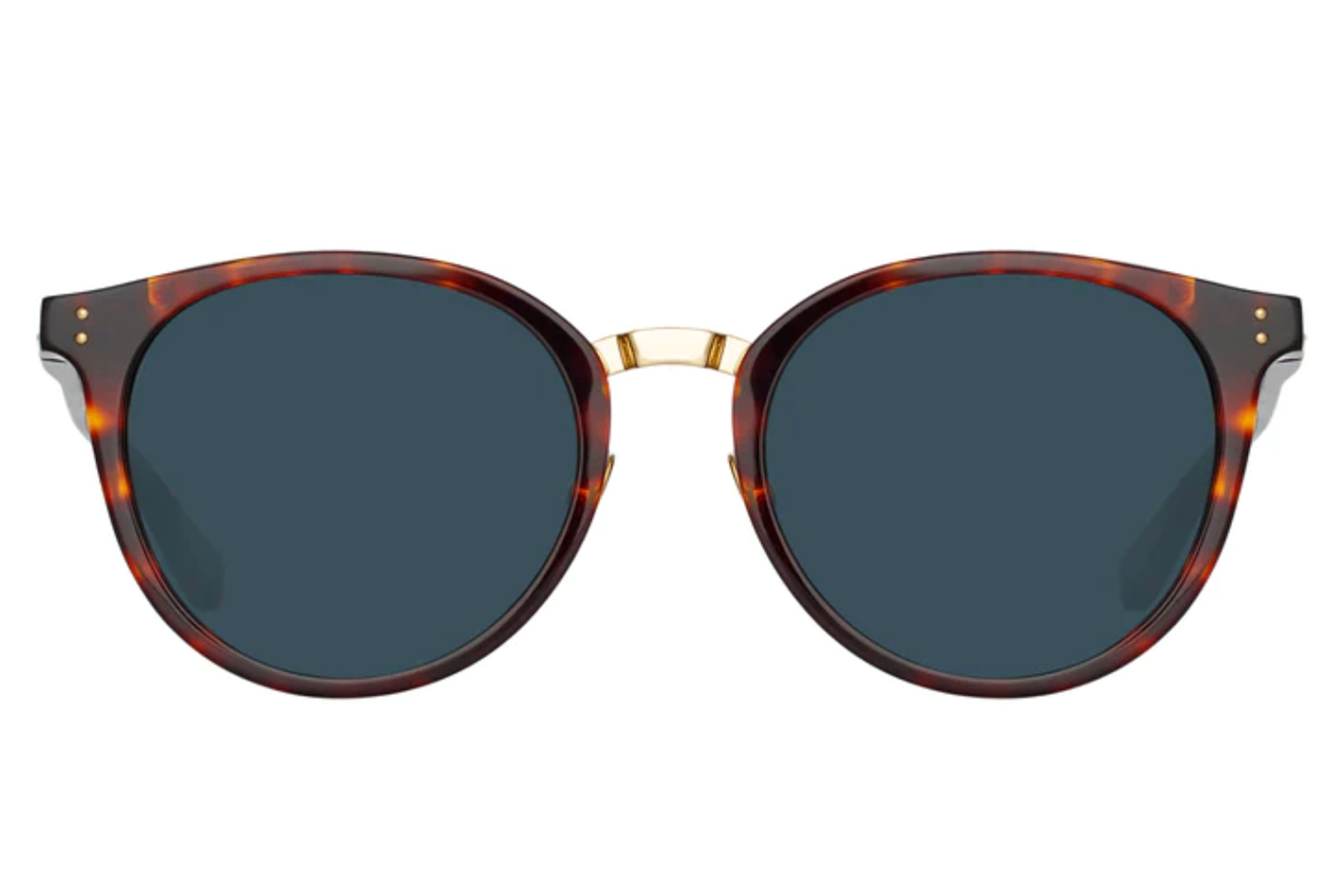 Tortoiseshell frame sunglasses.