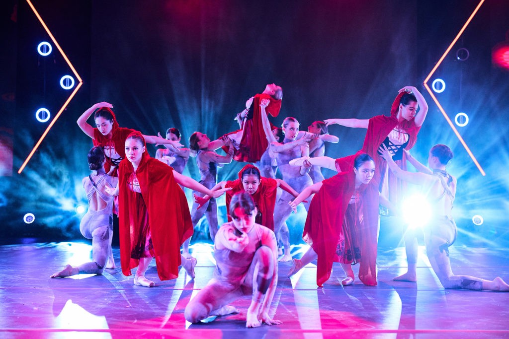 Bede's performance 'Red'