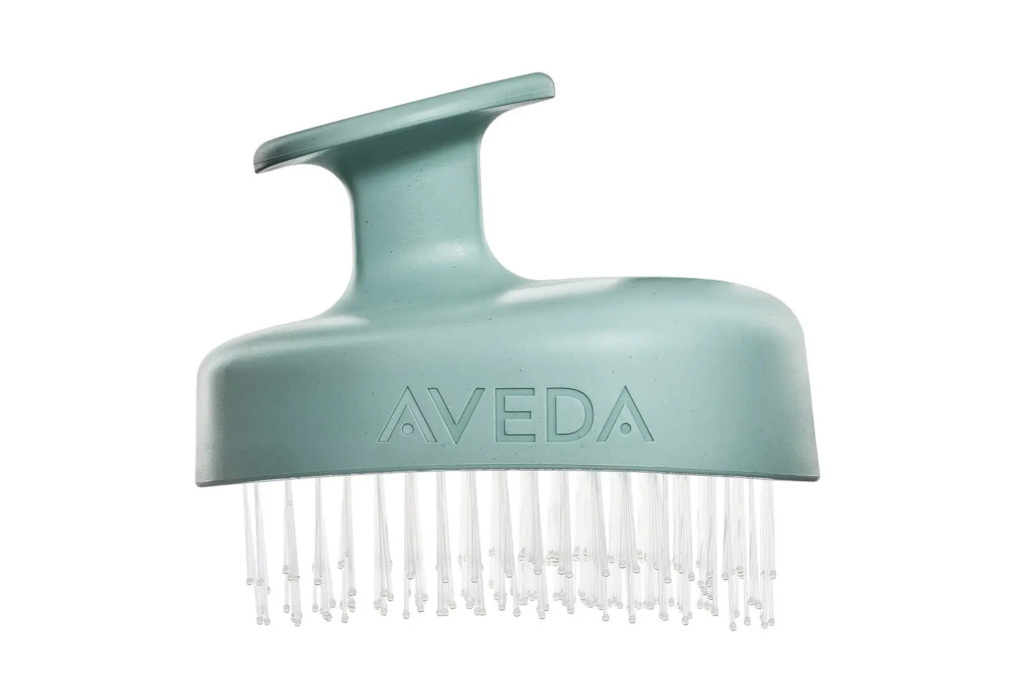 Green scalp massager