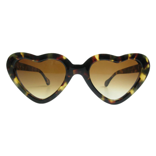 Heart-shaped tortoiseshell frames