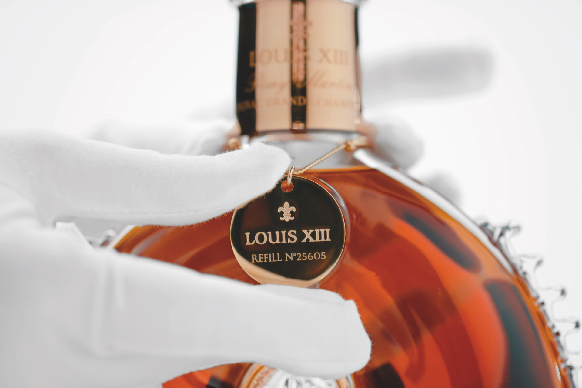 Louis XIII Infinity Experience decanter medal