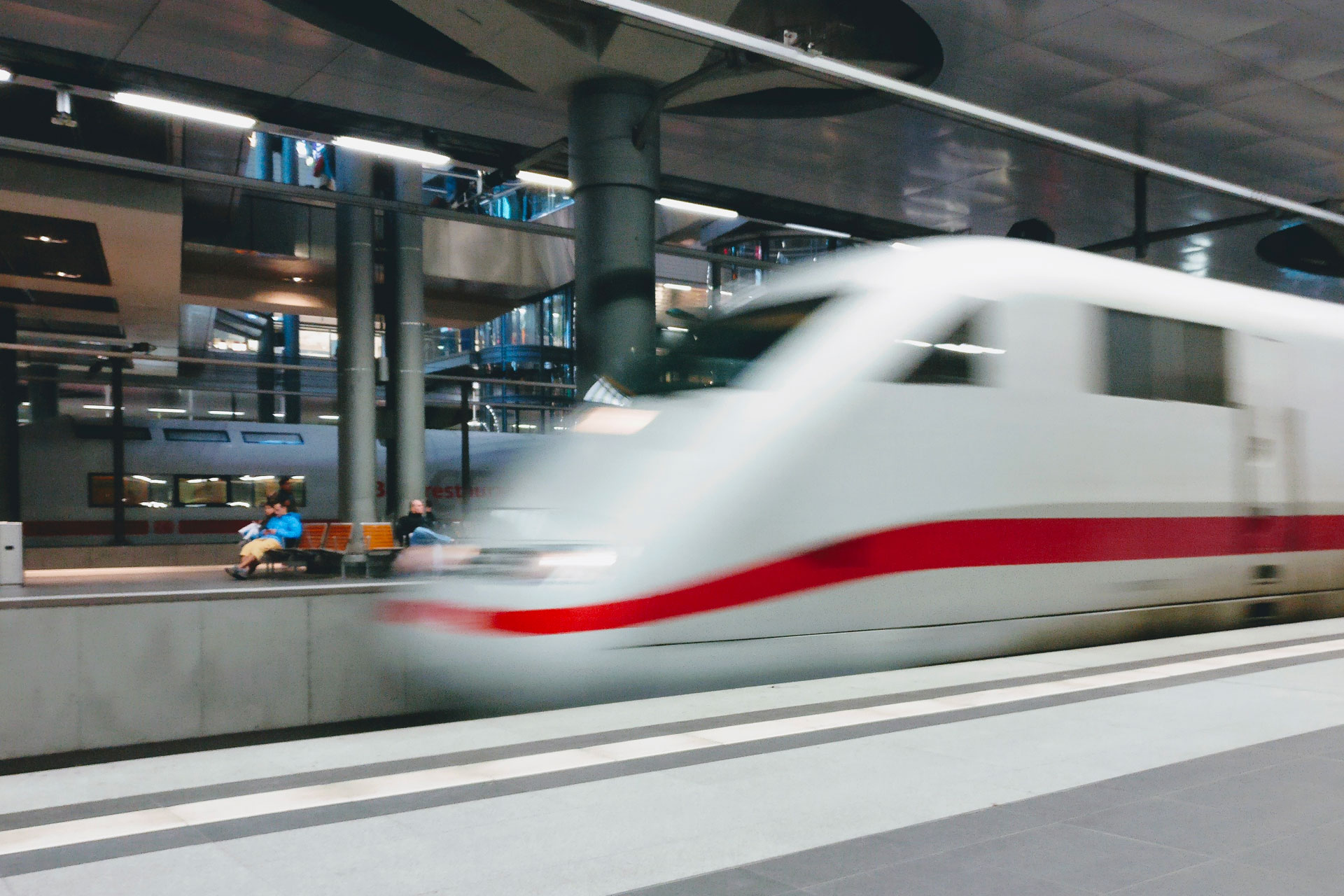 Maglev train