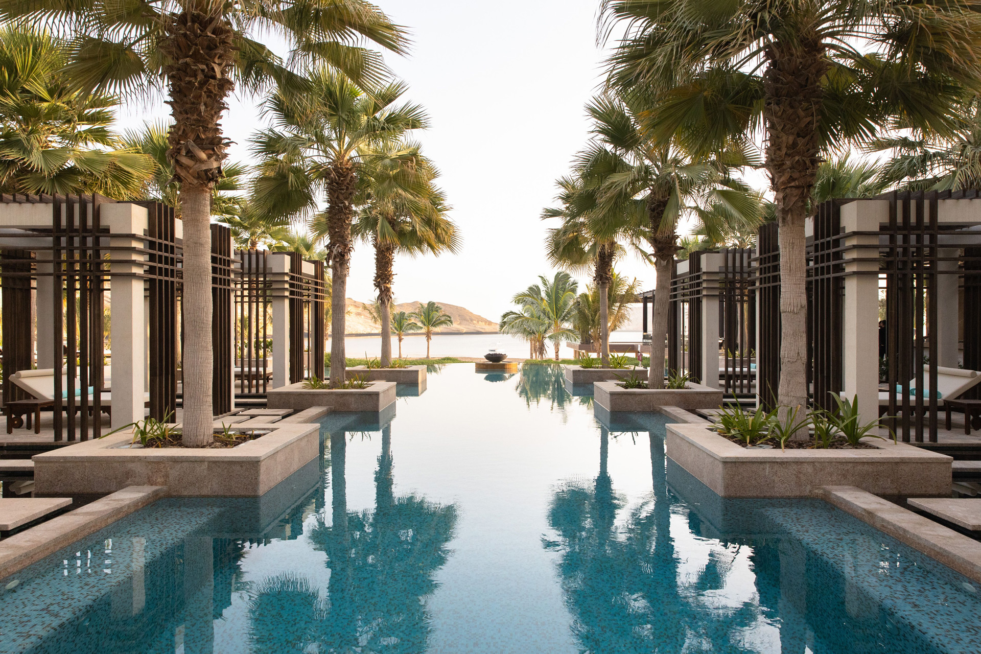 Jumeirah Muscat Bay: A Gorgeous Cliffside Hideaway – Review