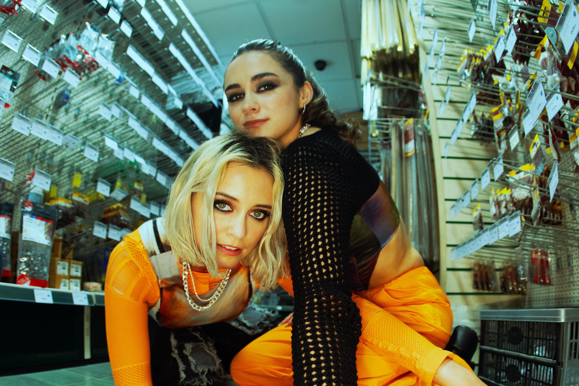 Introducing SISTRA, The Sister Duo Making Addictive Dream Pop – Interview