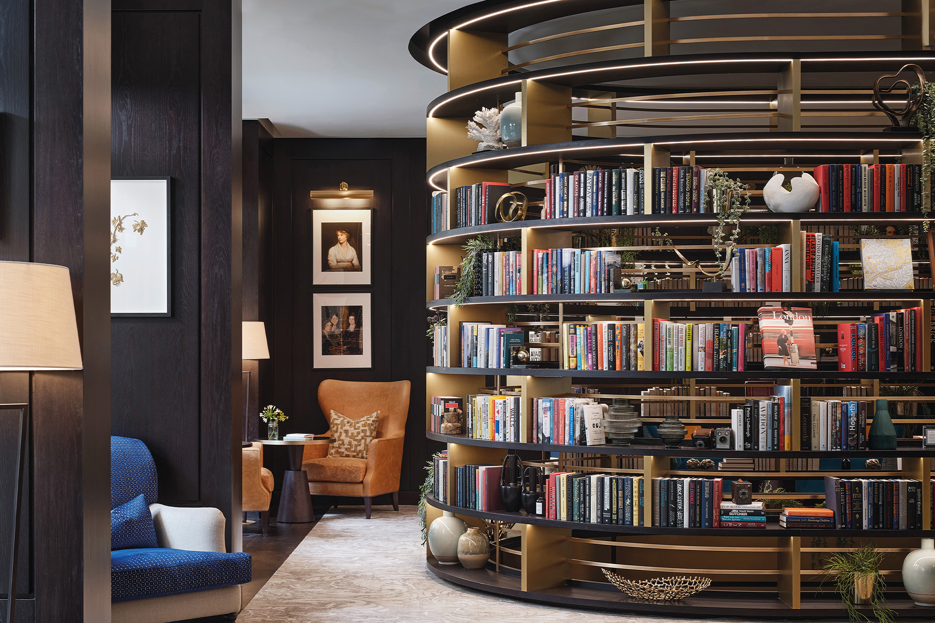 Ultimate Library Oval Bookcase
